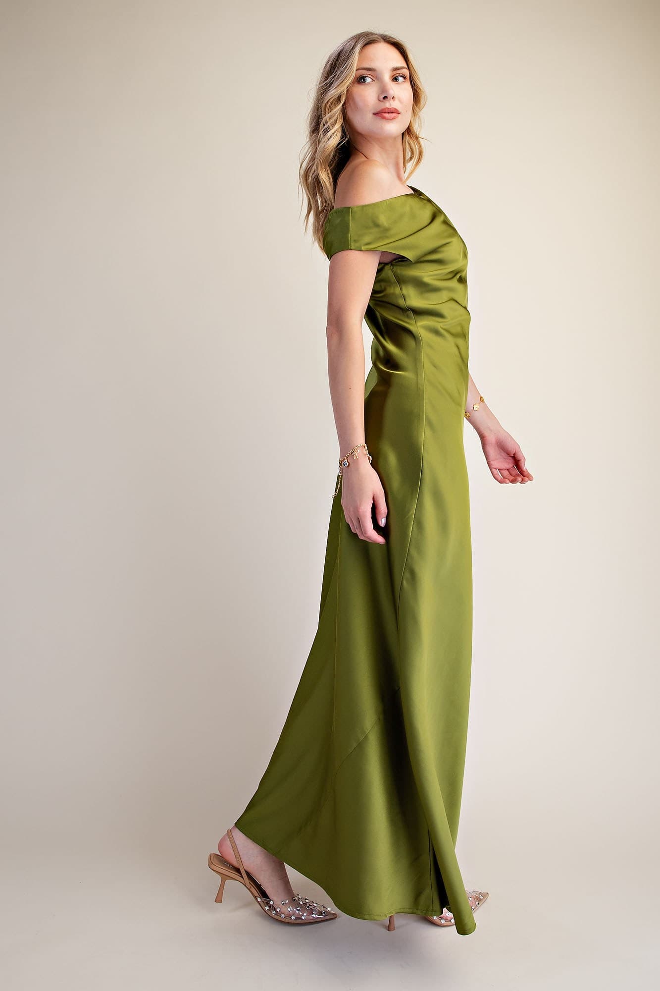 D9145 - OLIVE