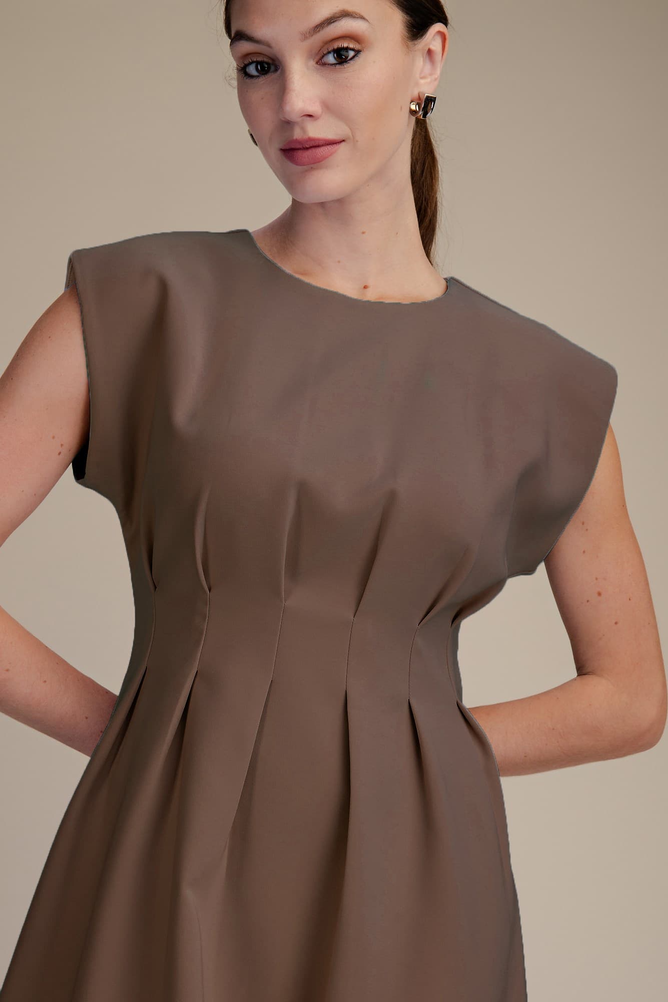 D8268 - BROWN