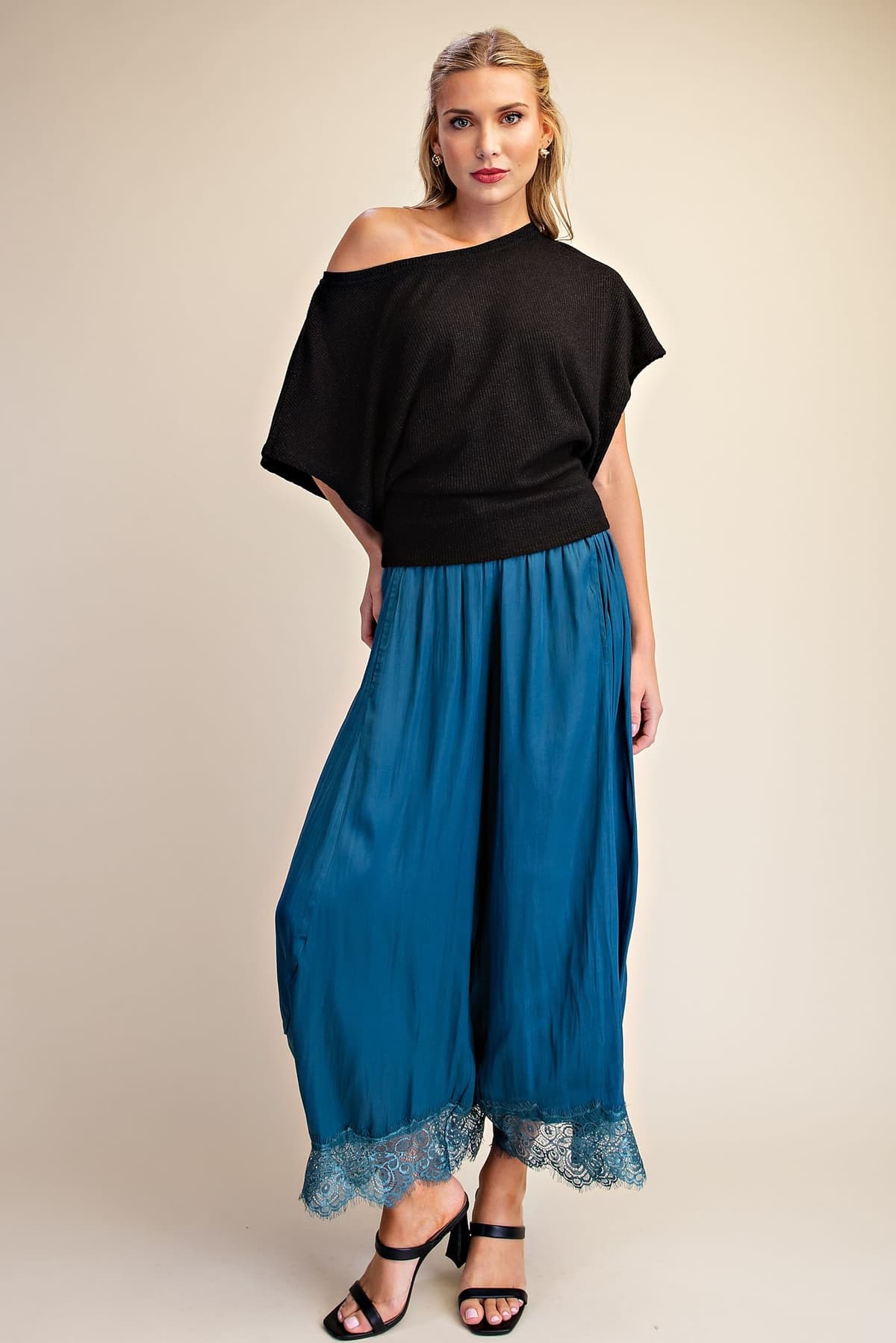 T9202 - BLACK
