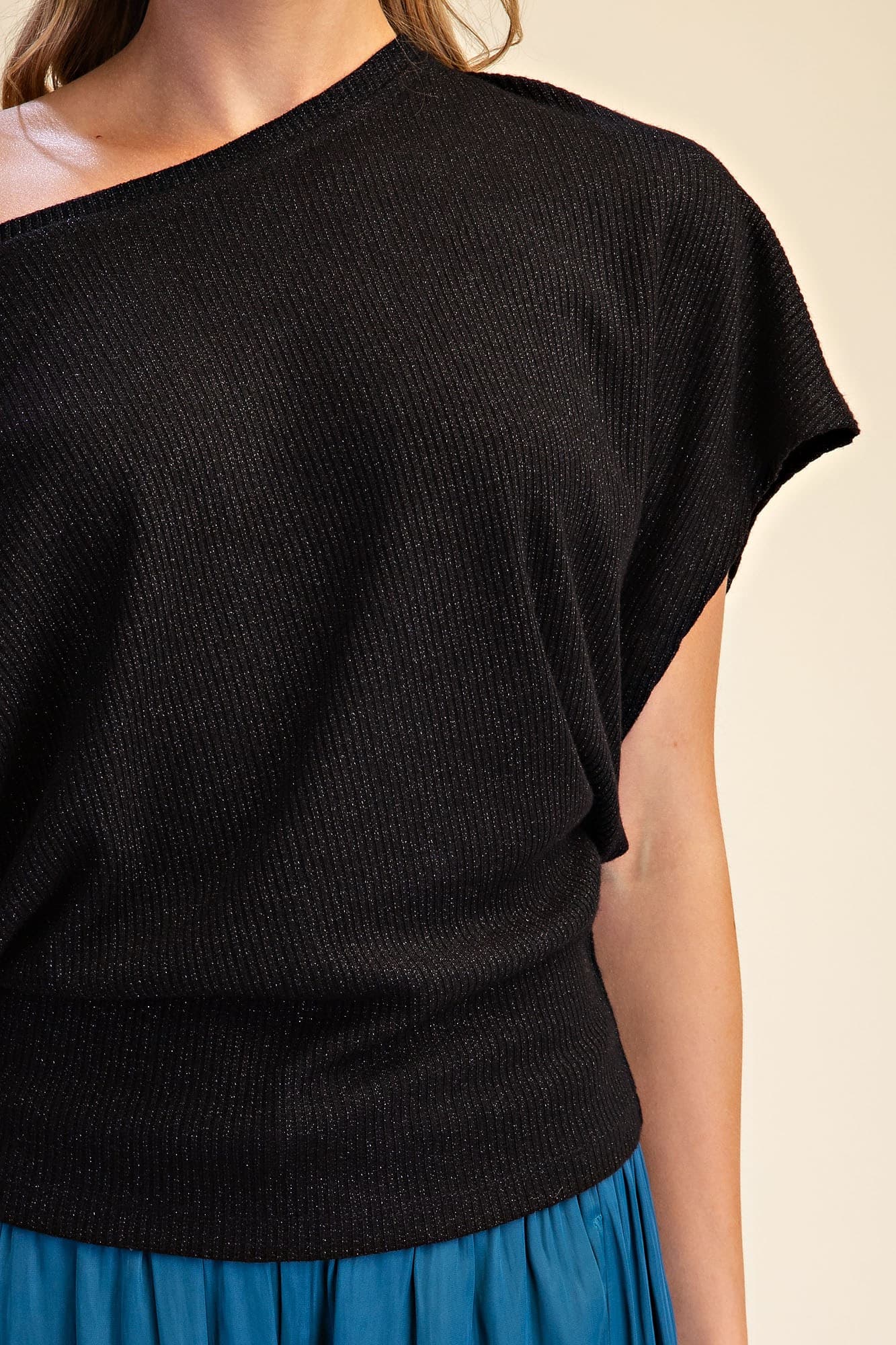 T9202 - BLACK