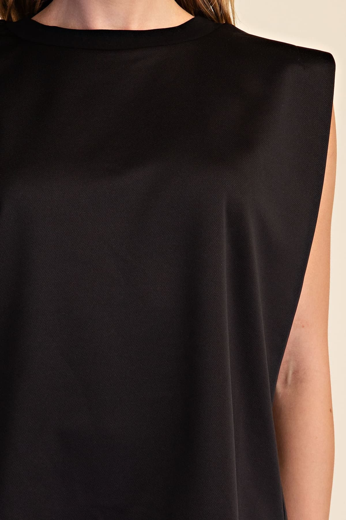 T9090 - BLACK