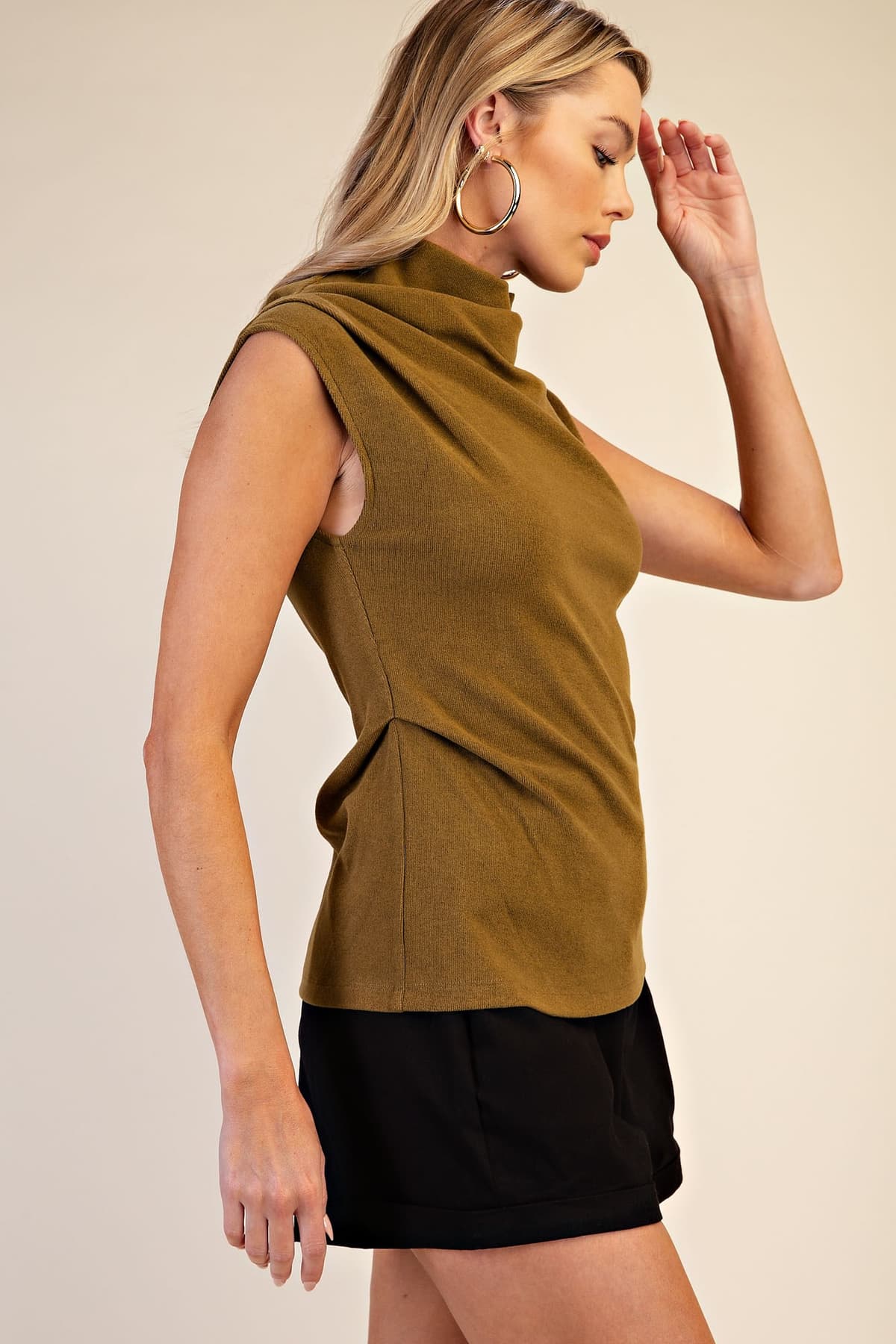T9196 - MUSTARD