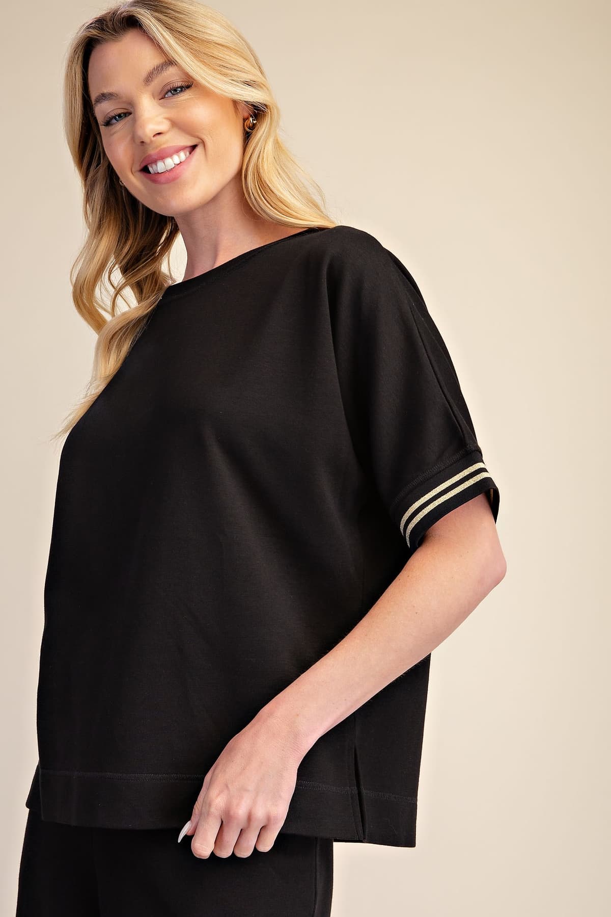 T8217 - BLACK