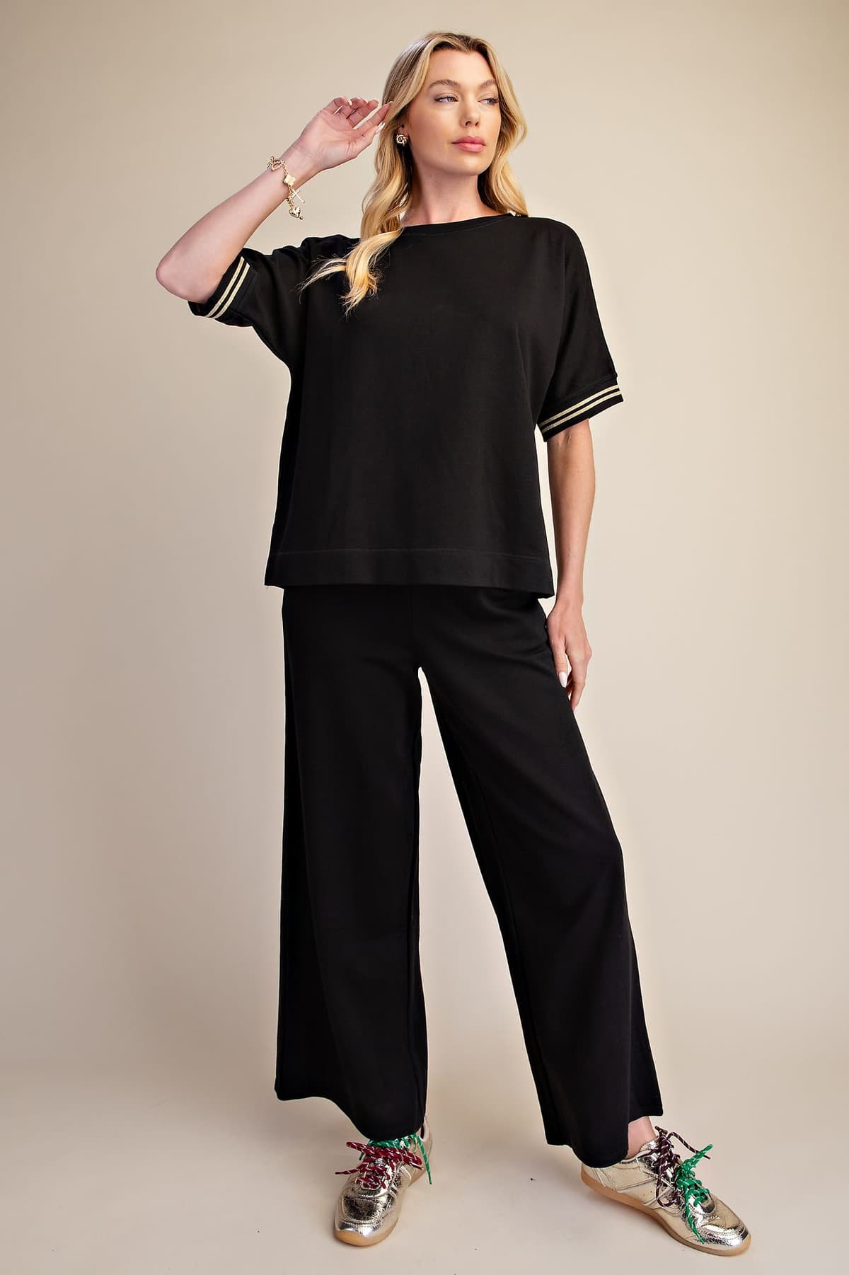 T8217 - BLACK