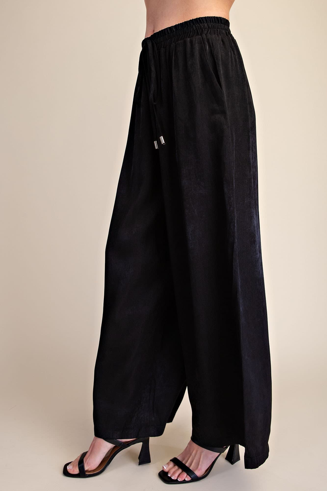 P8293 - BLACK