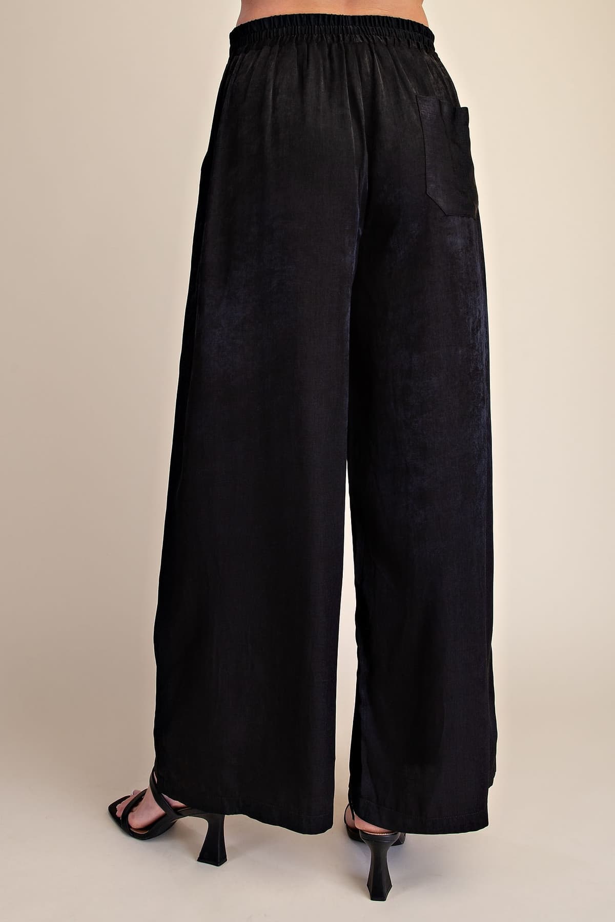 P8293 - BLACK