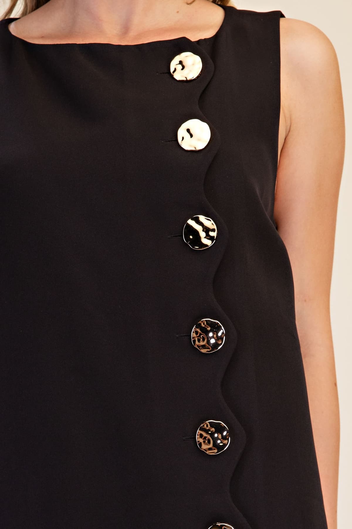 D8255 - BLACK