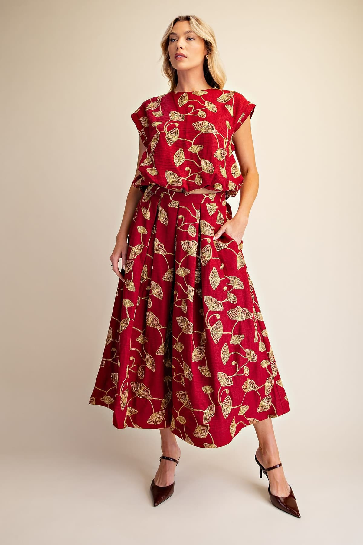 S8277 - BURGUNDY