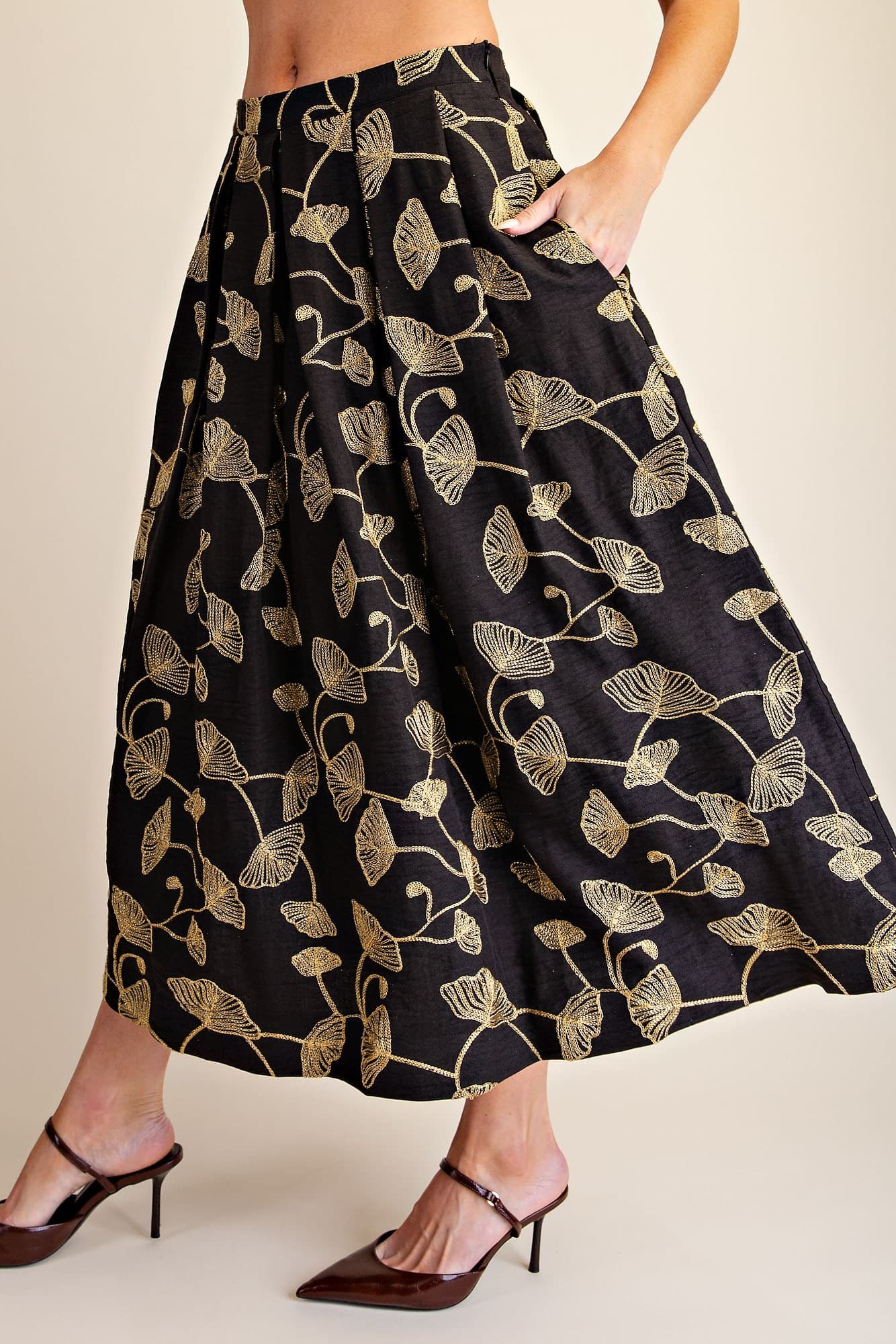 S8277 - BLACK