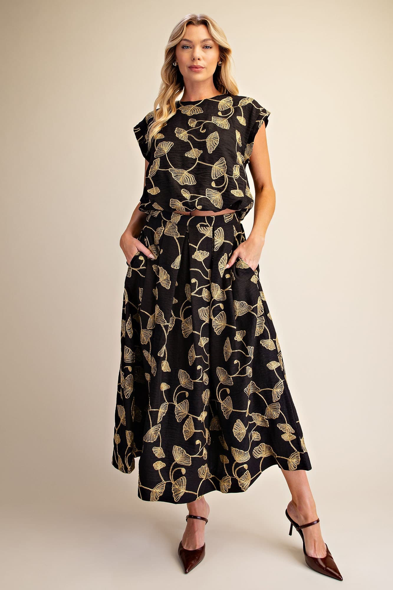 T8276 - BLACK