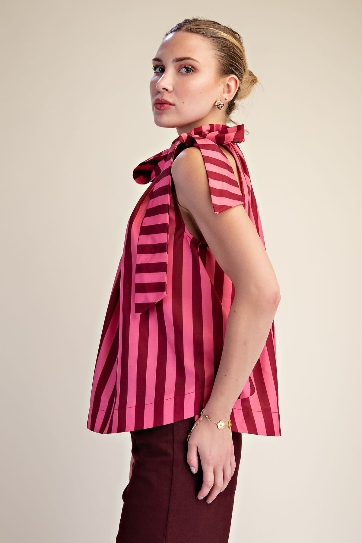 T8168 - BURGUNDY