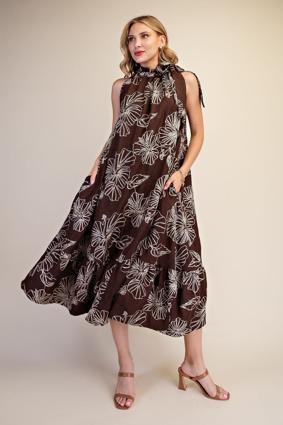 D8285 - BROWN