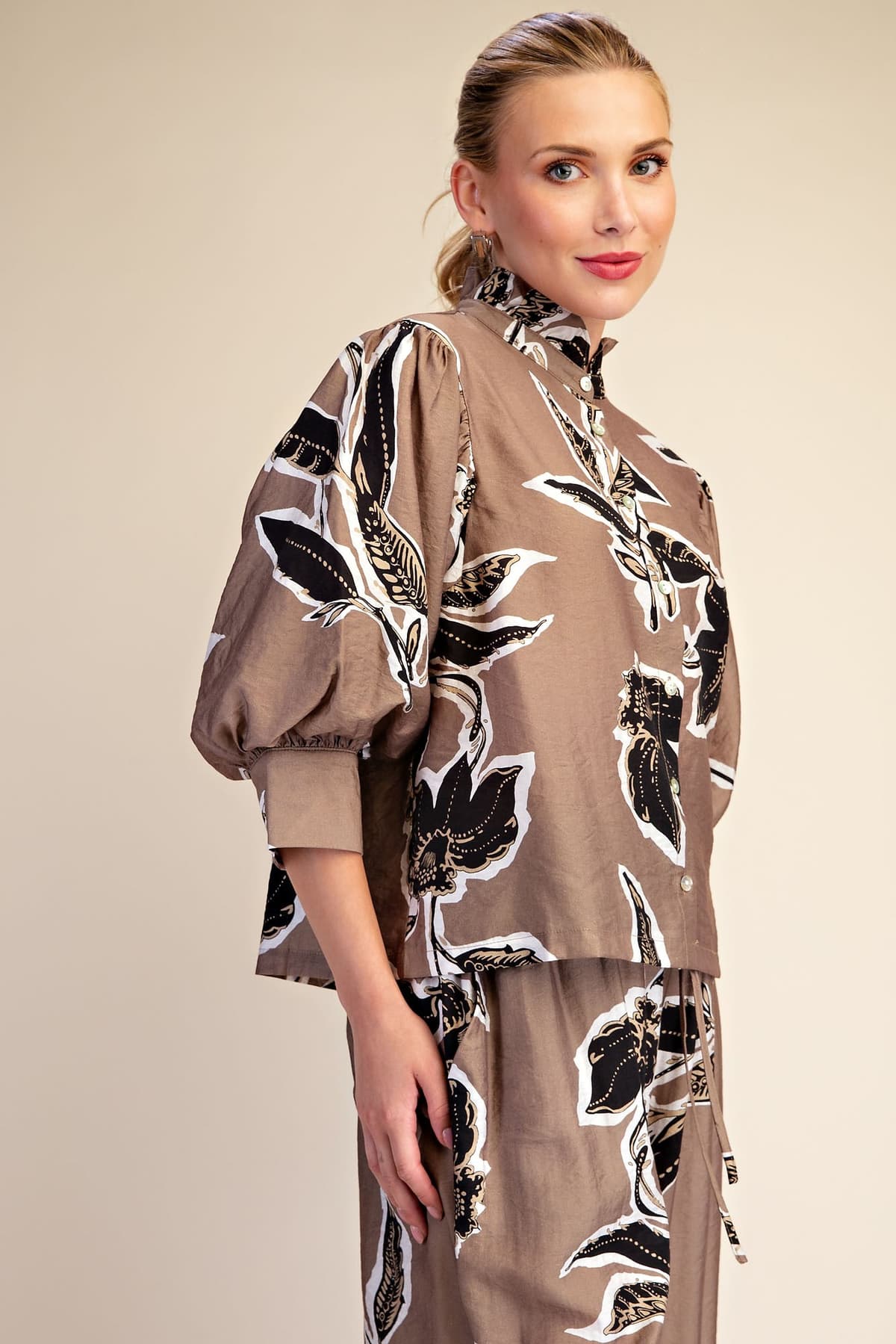 T8312 - TAUPE