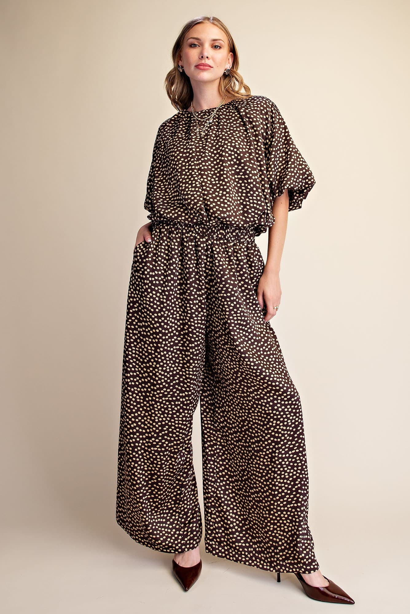 P8342 - BROWN