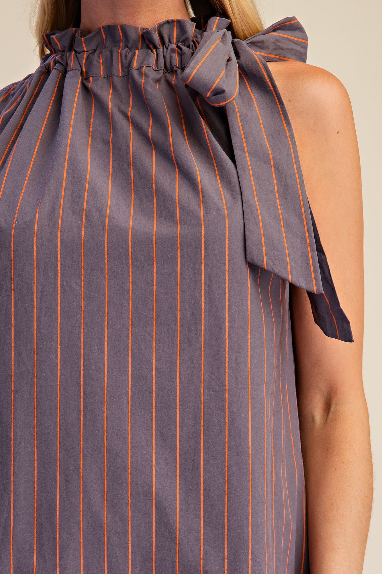D8288 - CHARCOAL/ORANGE