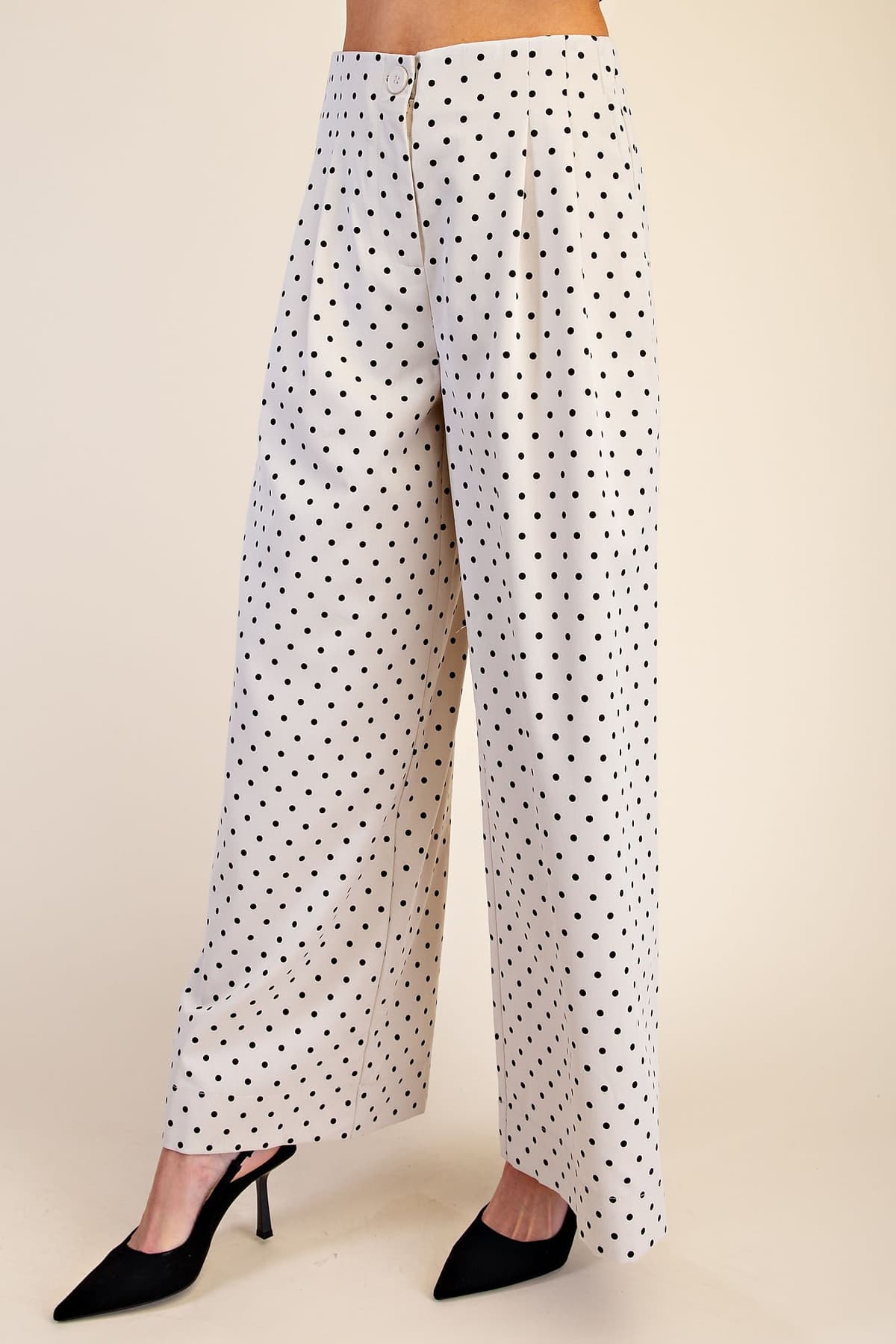 P8337 - IVORY