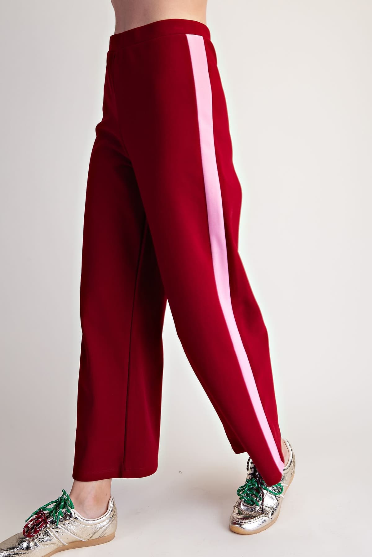 P8317 - BURGUNDY