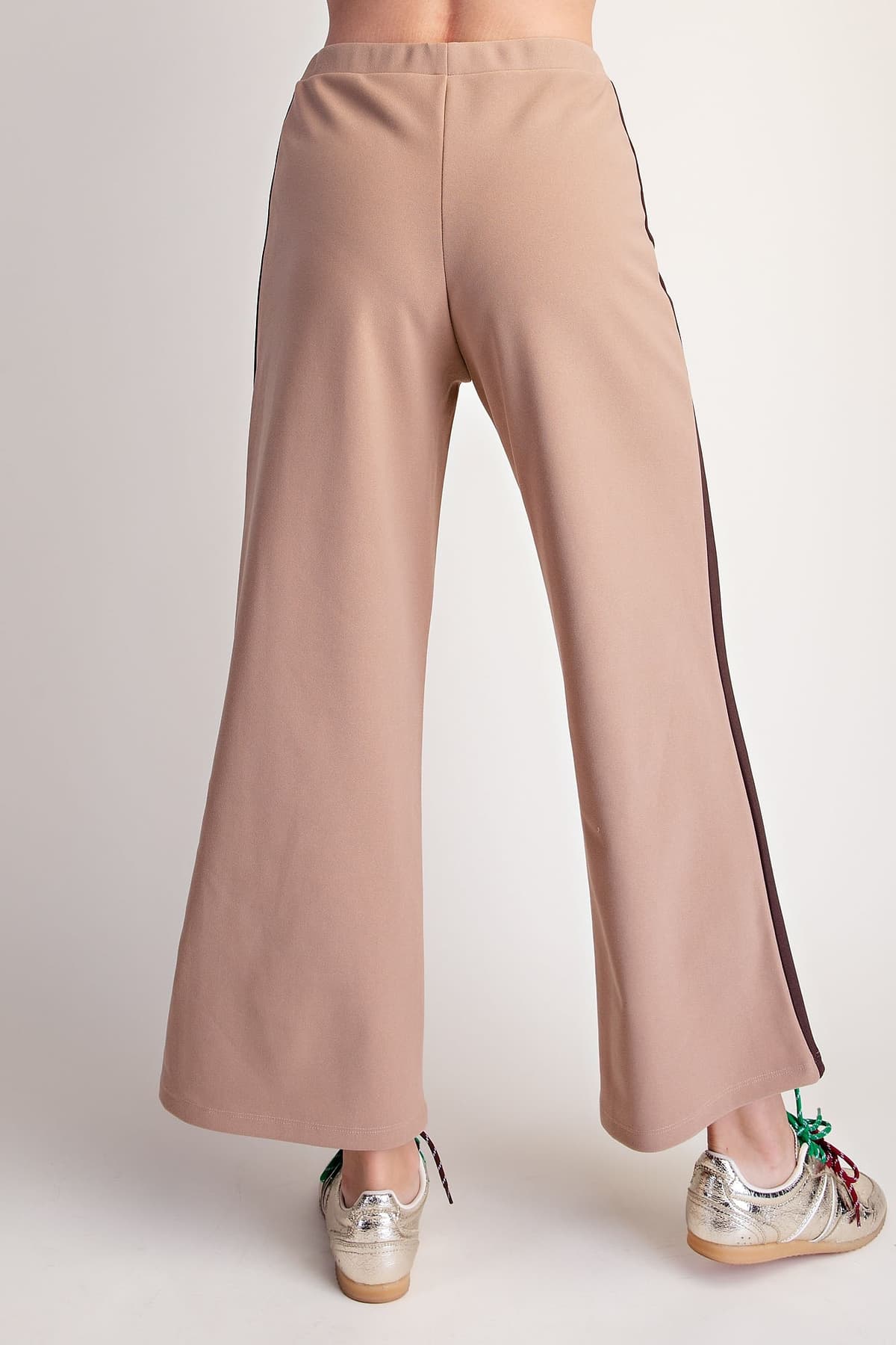 P8317 - TAUPE