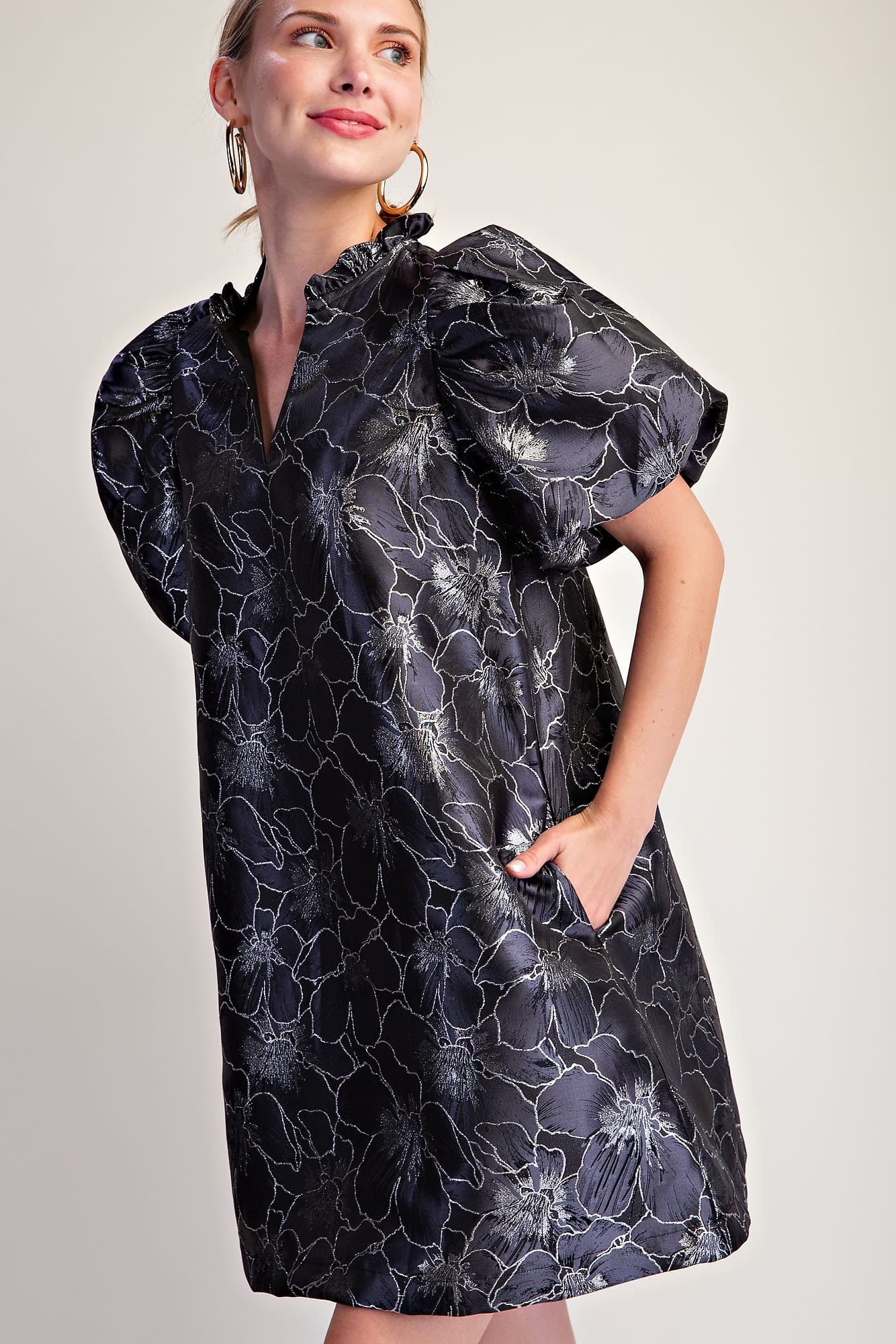 D8286 - BLACK