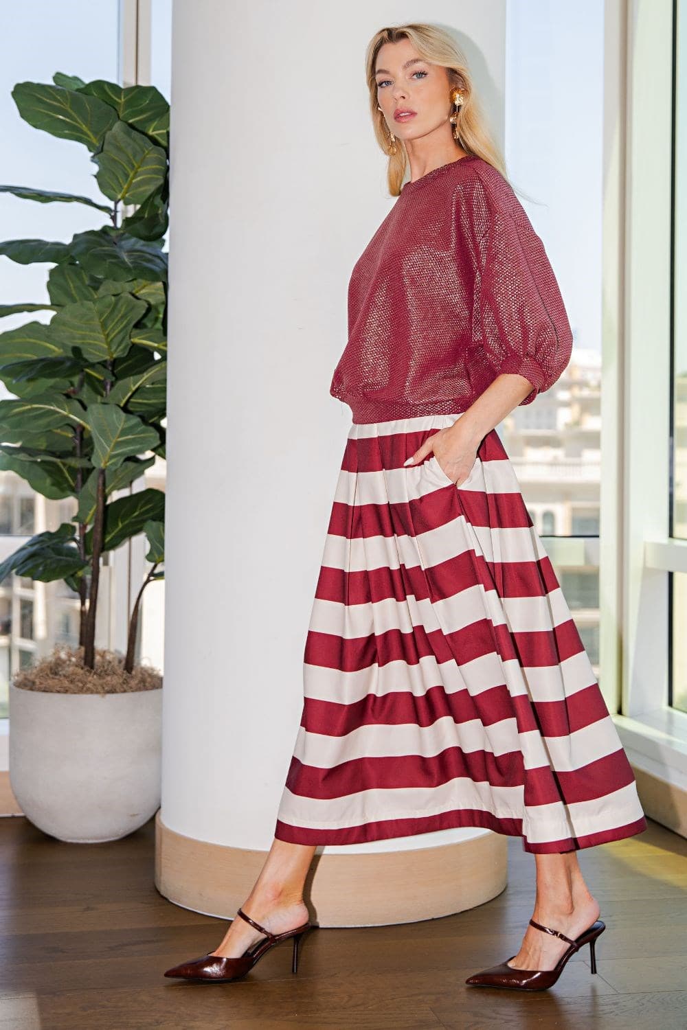 S8306 - BURGUNDY