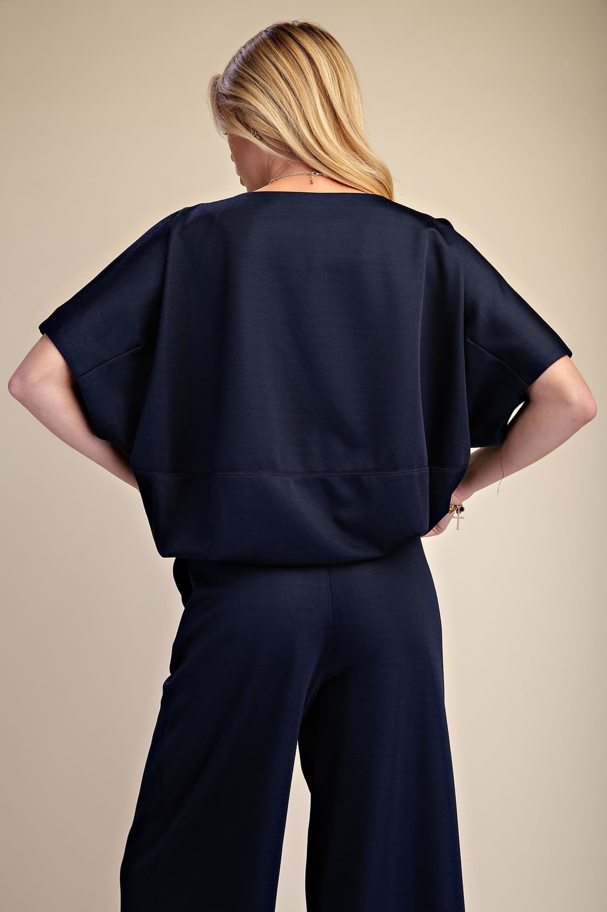 T8325 - NAVY