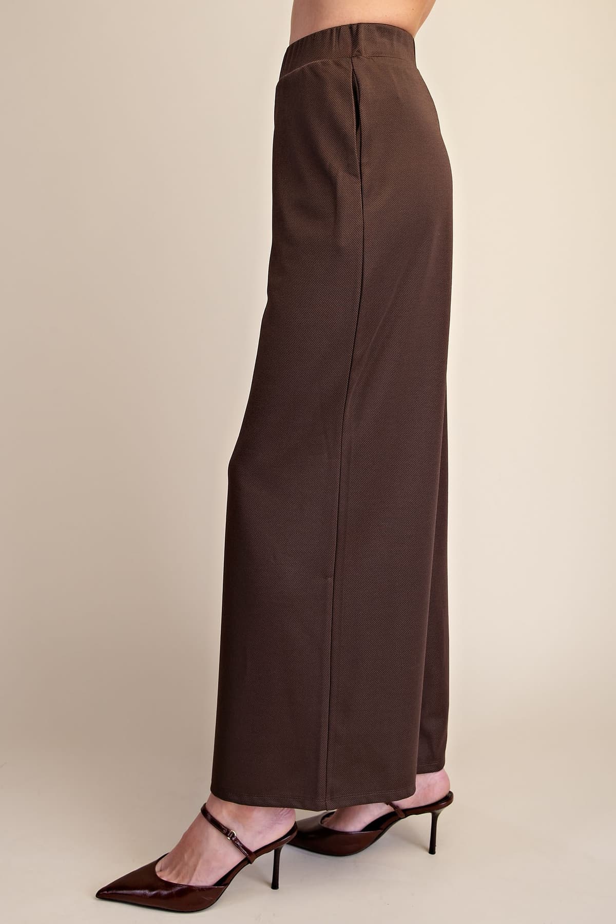 P8326 - BROWN