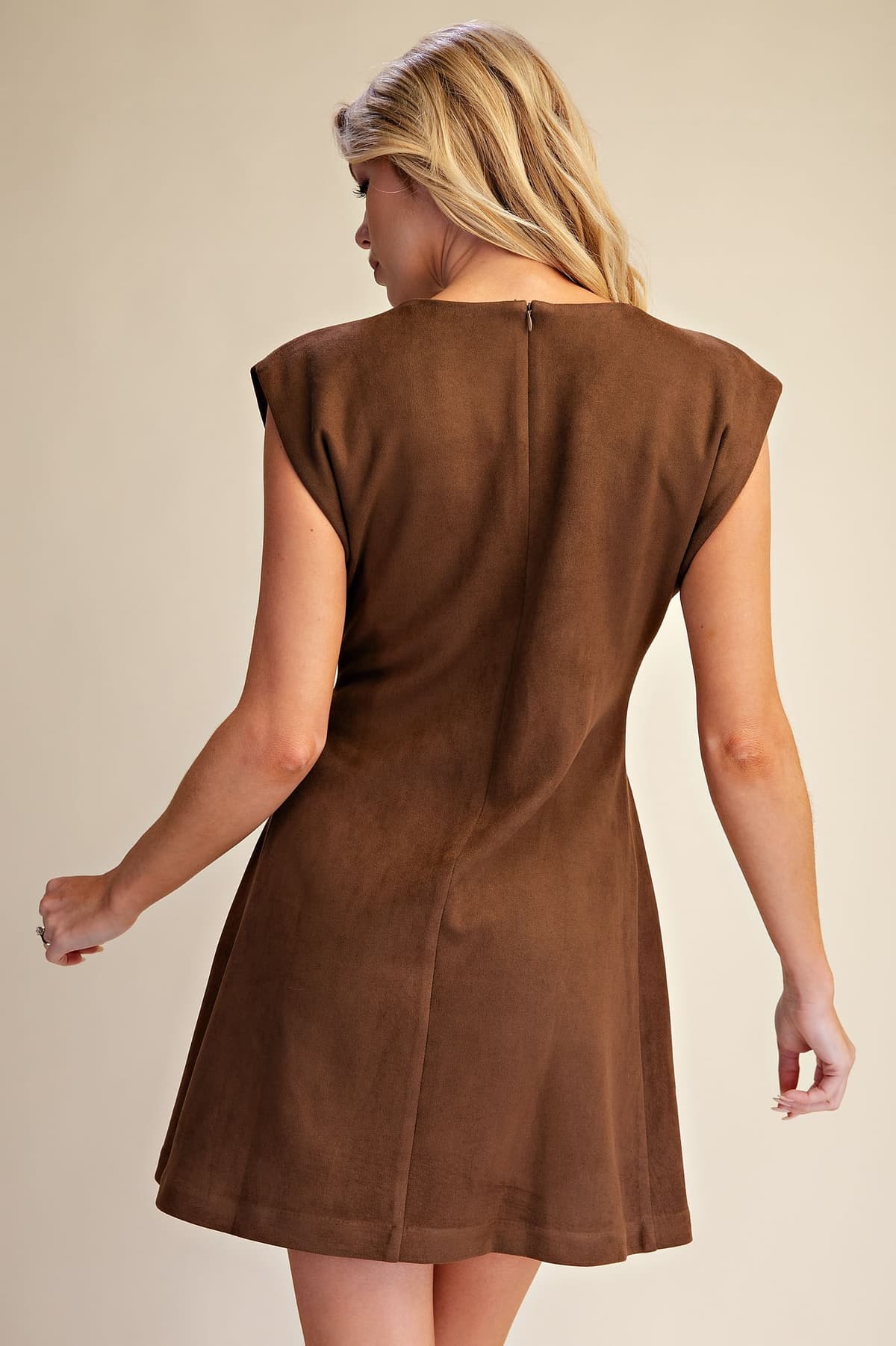 D8380 - BROWN