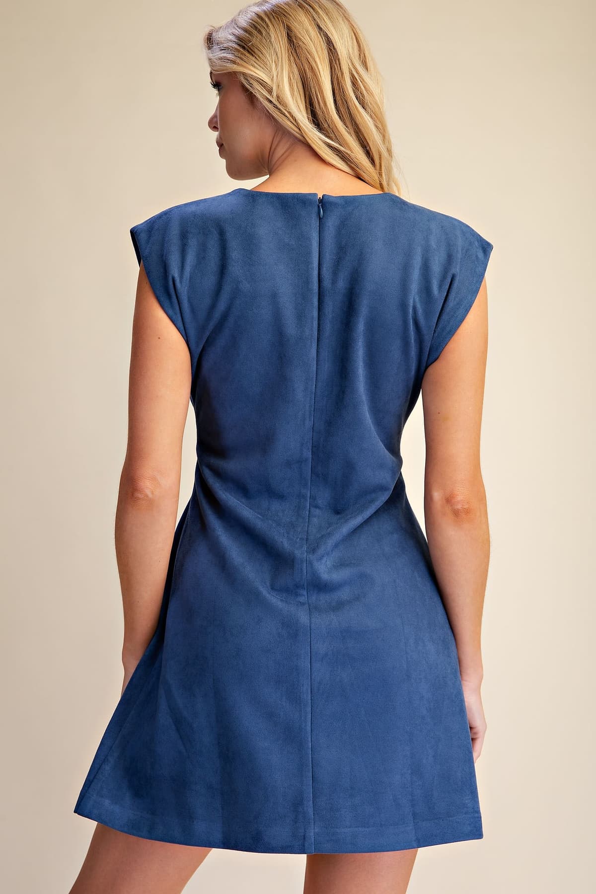 D8380 - BLUE