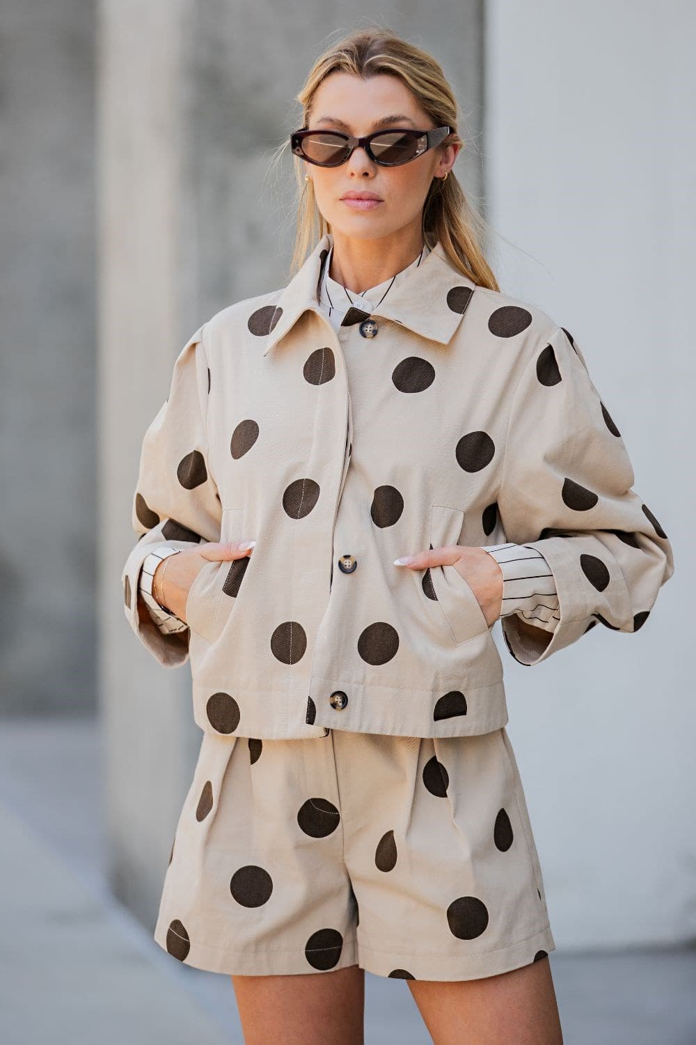 J8332 - BEIGE