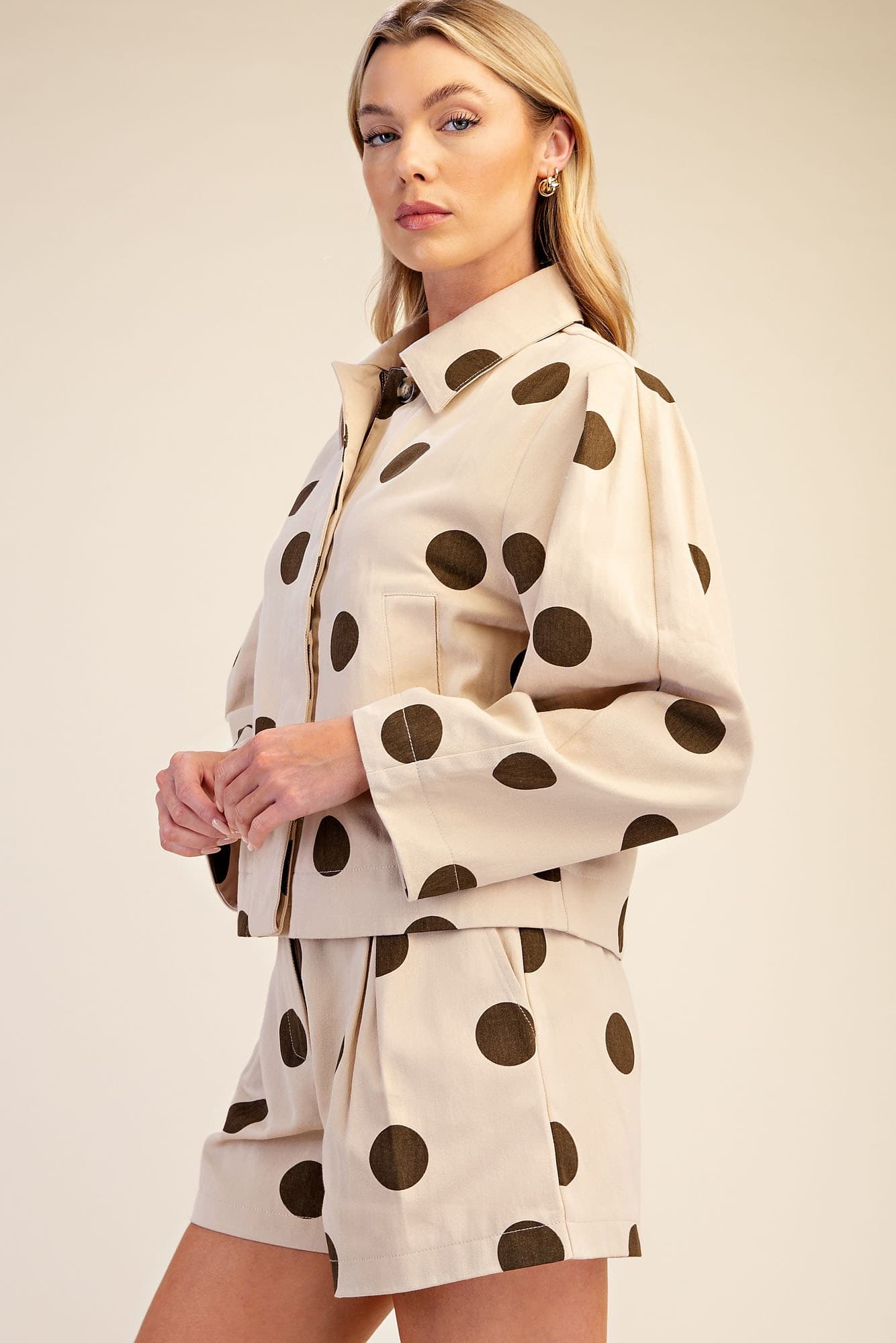 J8332 - BEIGE