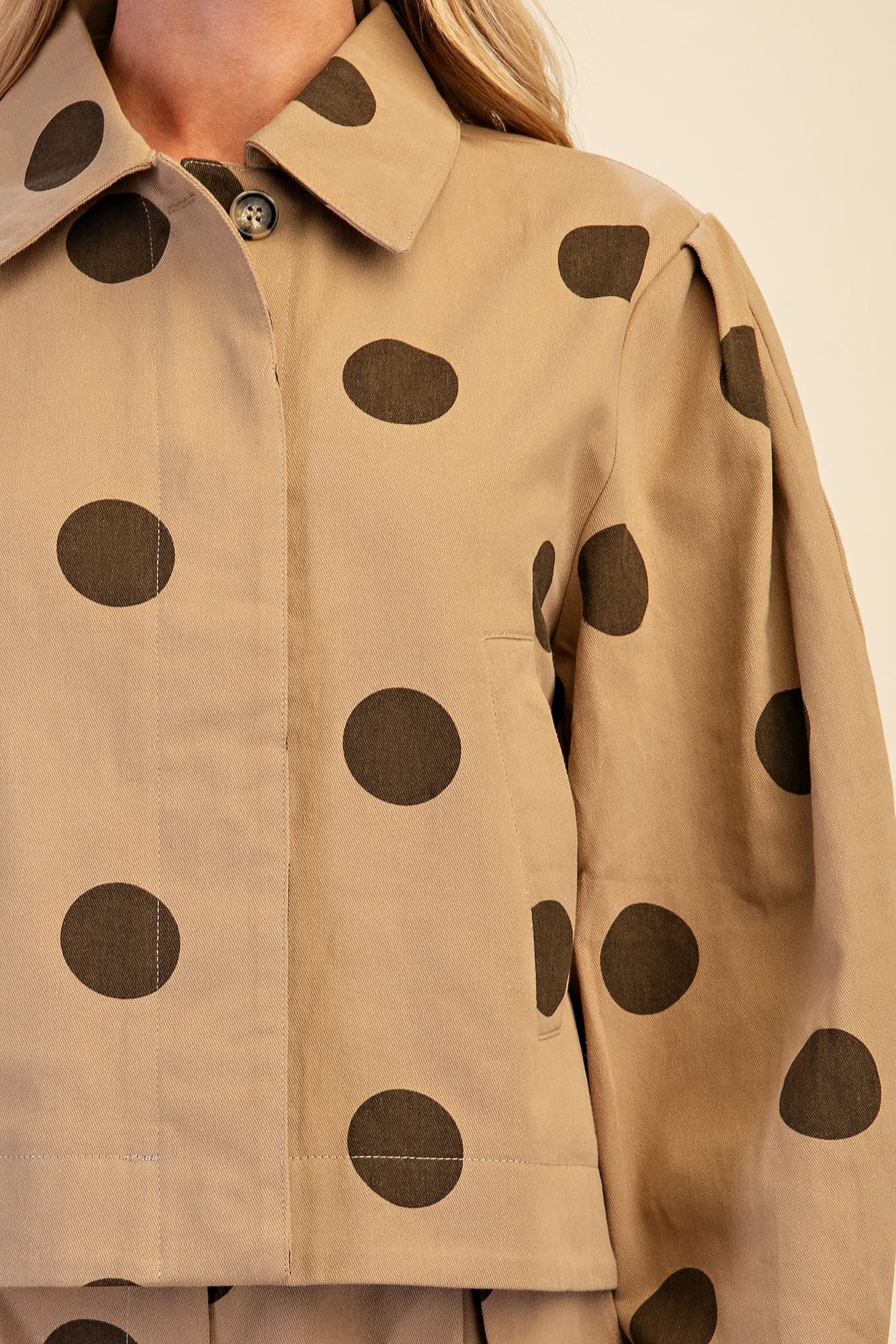 J8332 - TAUPE