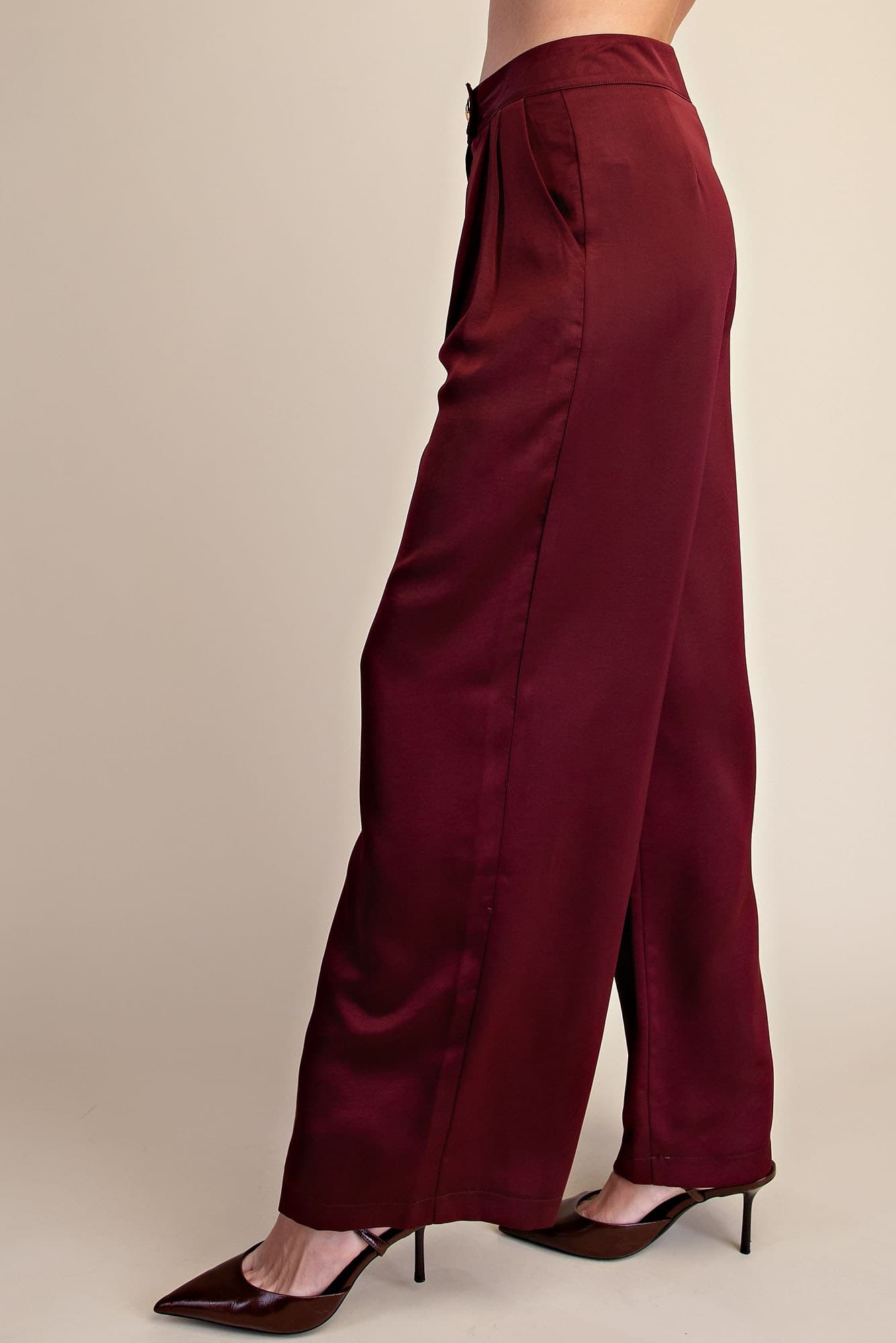 P8345 - BURGUNDY