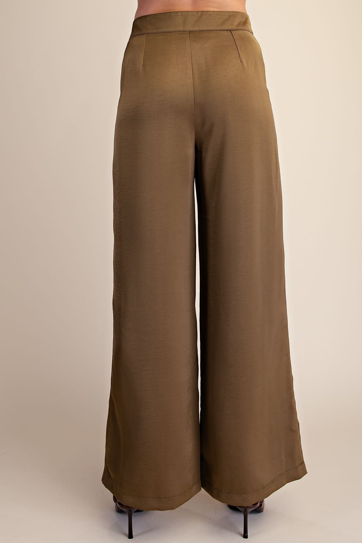 P8345 - OLIVE