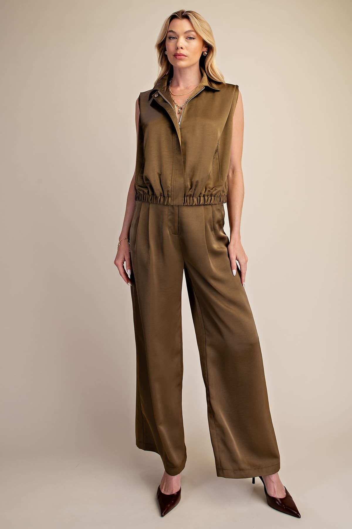 T8344 - OLIVE