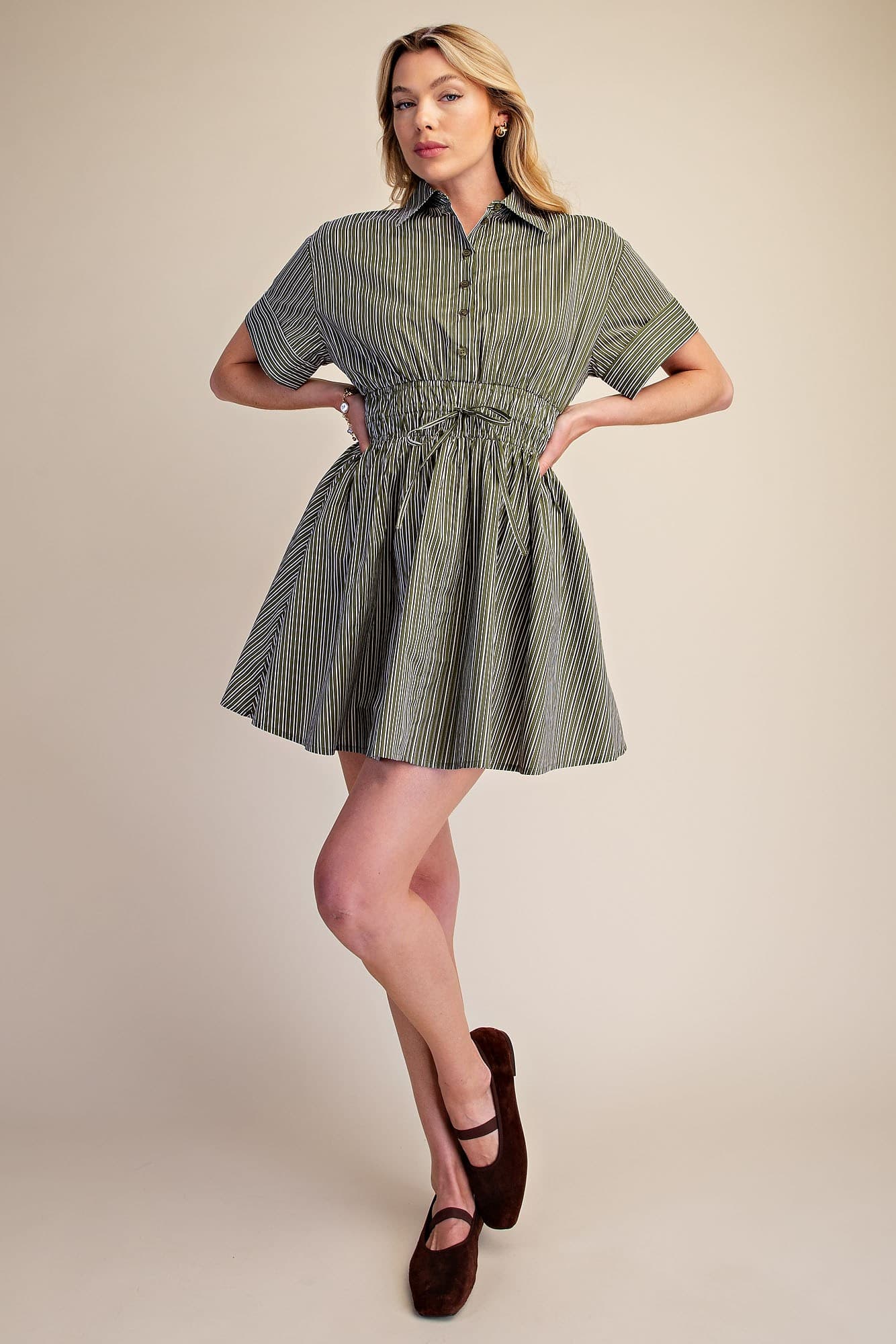 D8406 - OLIVE
