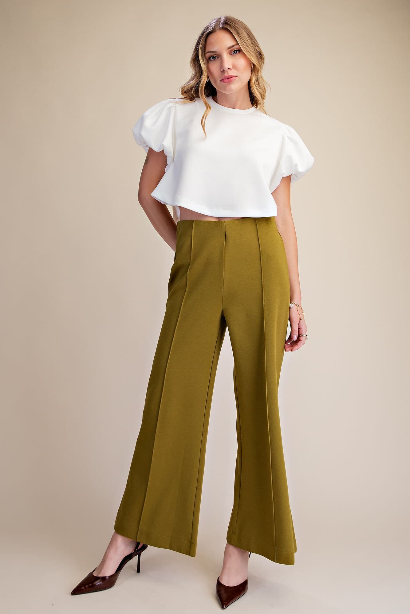 P8391 - OLIVE