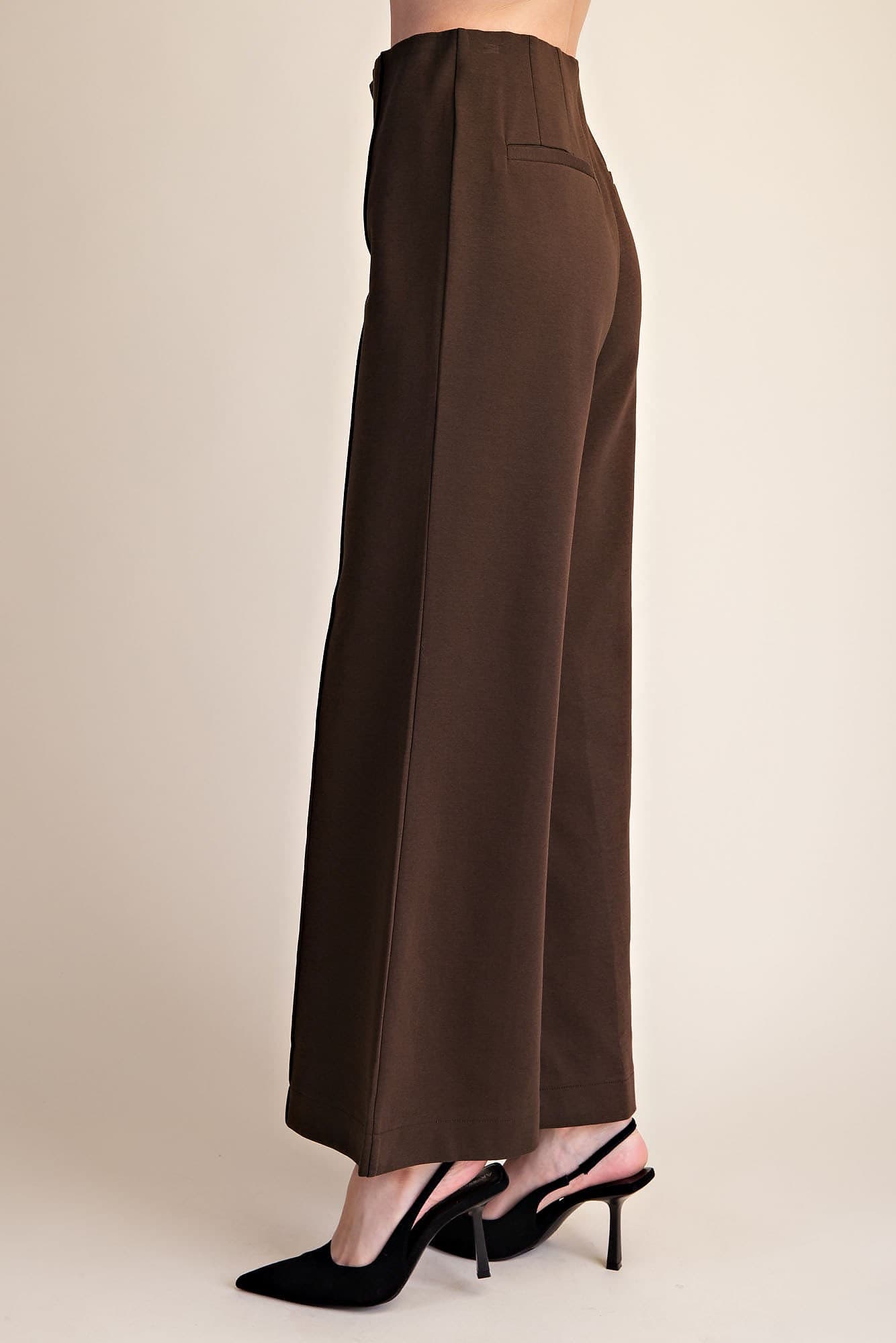 P8391 - BROWN