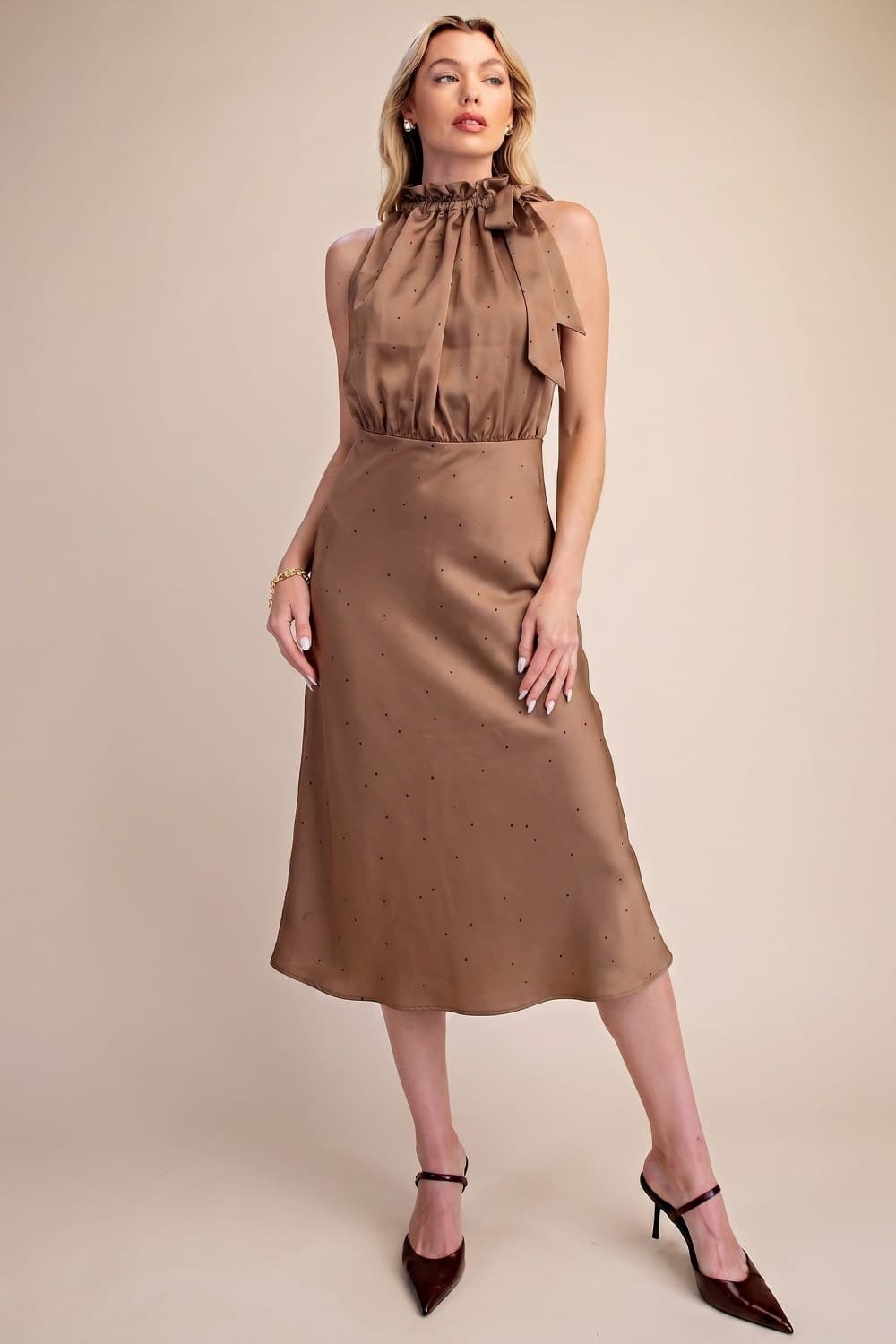 D8401 - BROWN