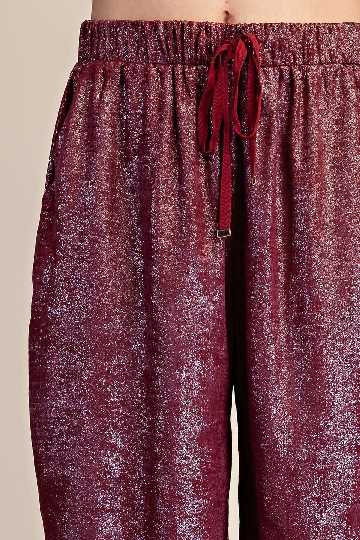 P8369 - BURGUNDY