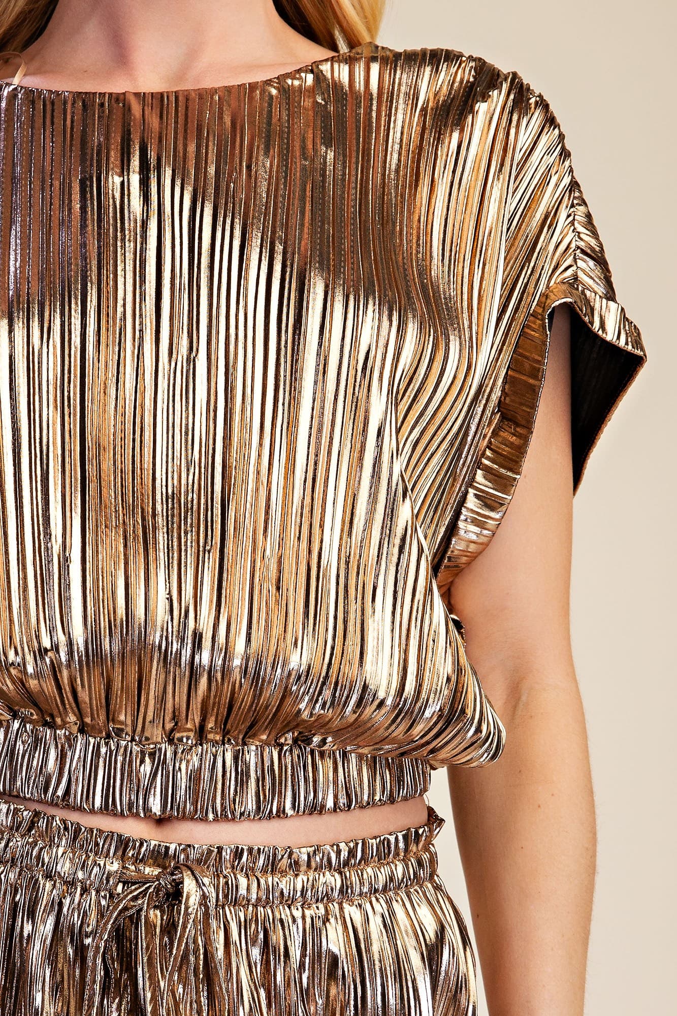 T9235 - GOLD