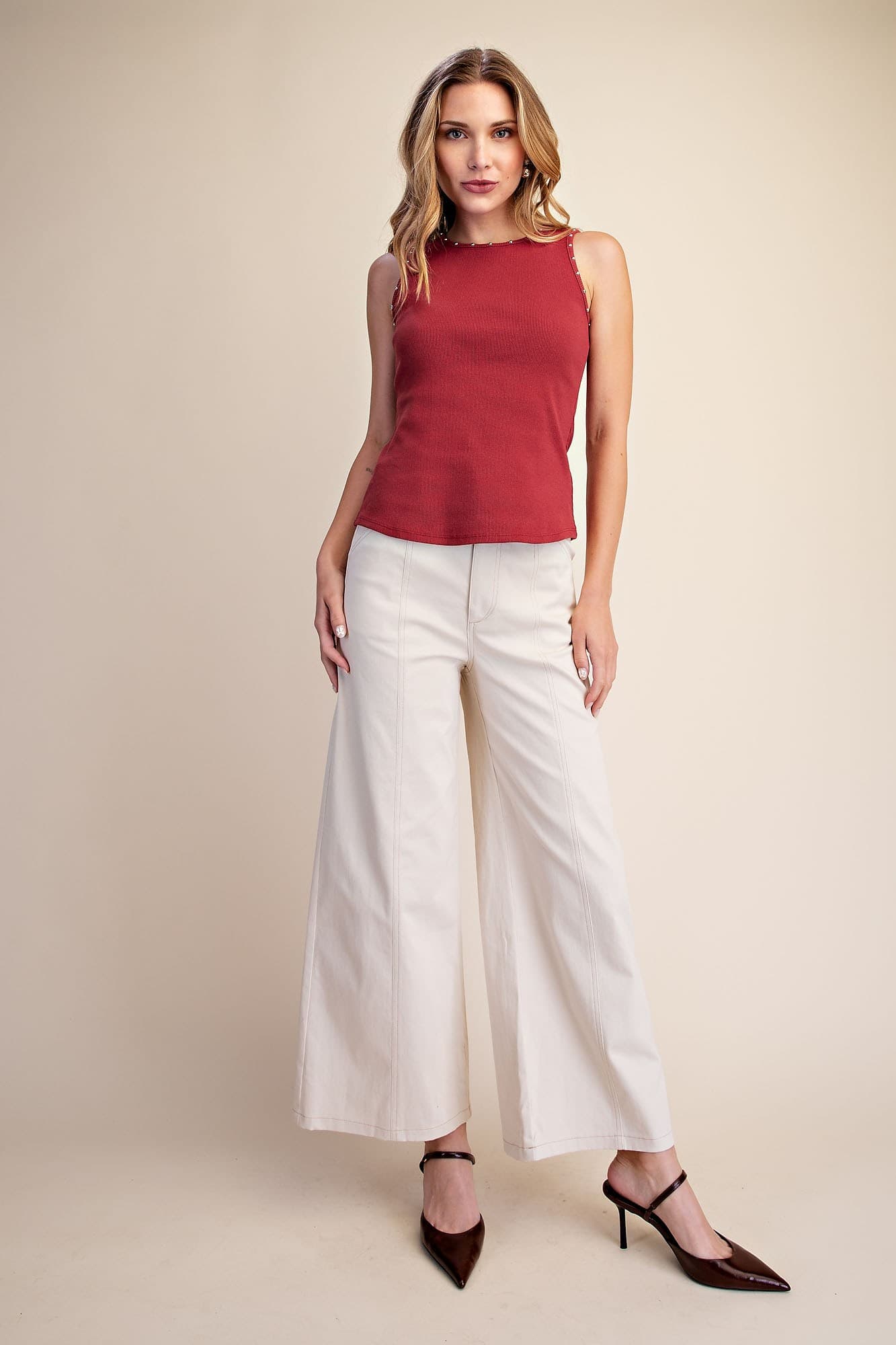 T8384 - BURGUNDY