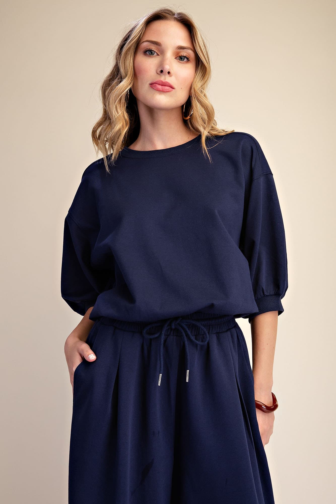 T8416 - NAVY