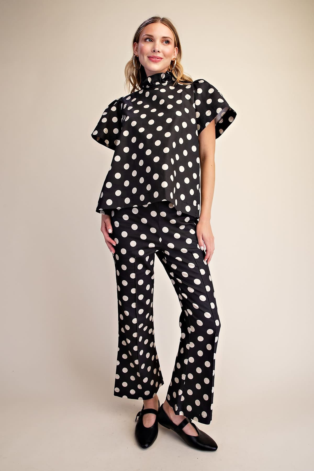 T8393 - BLACK