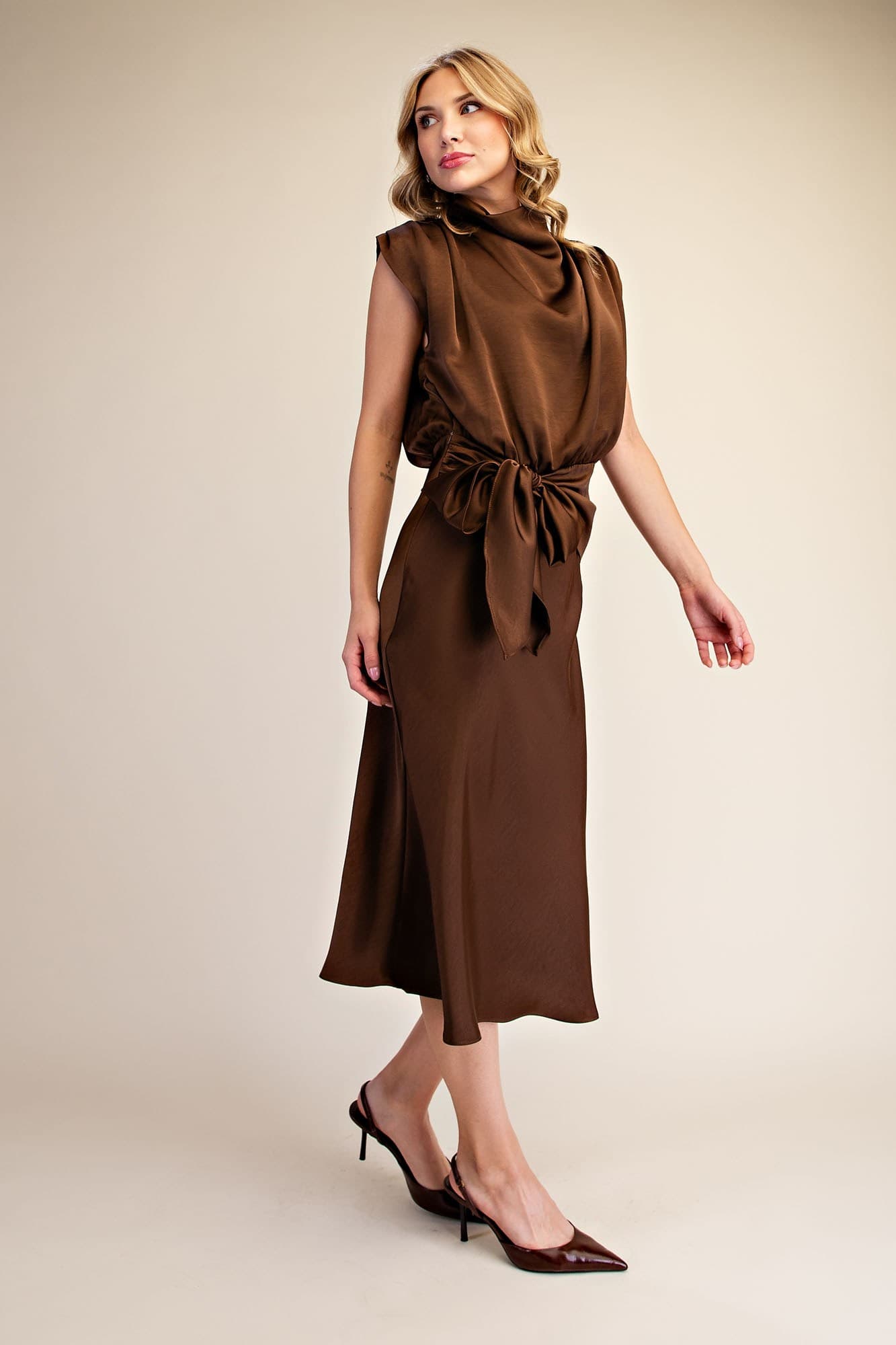 D8397 - BROWN