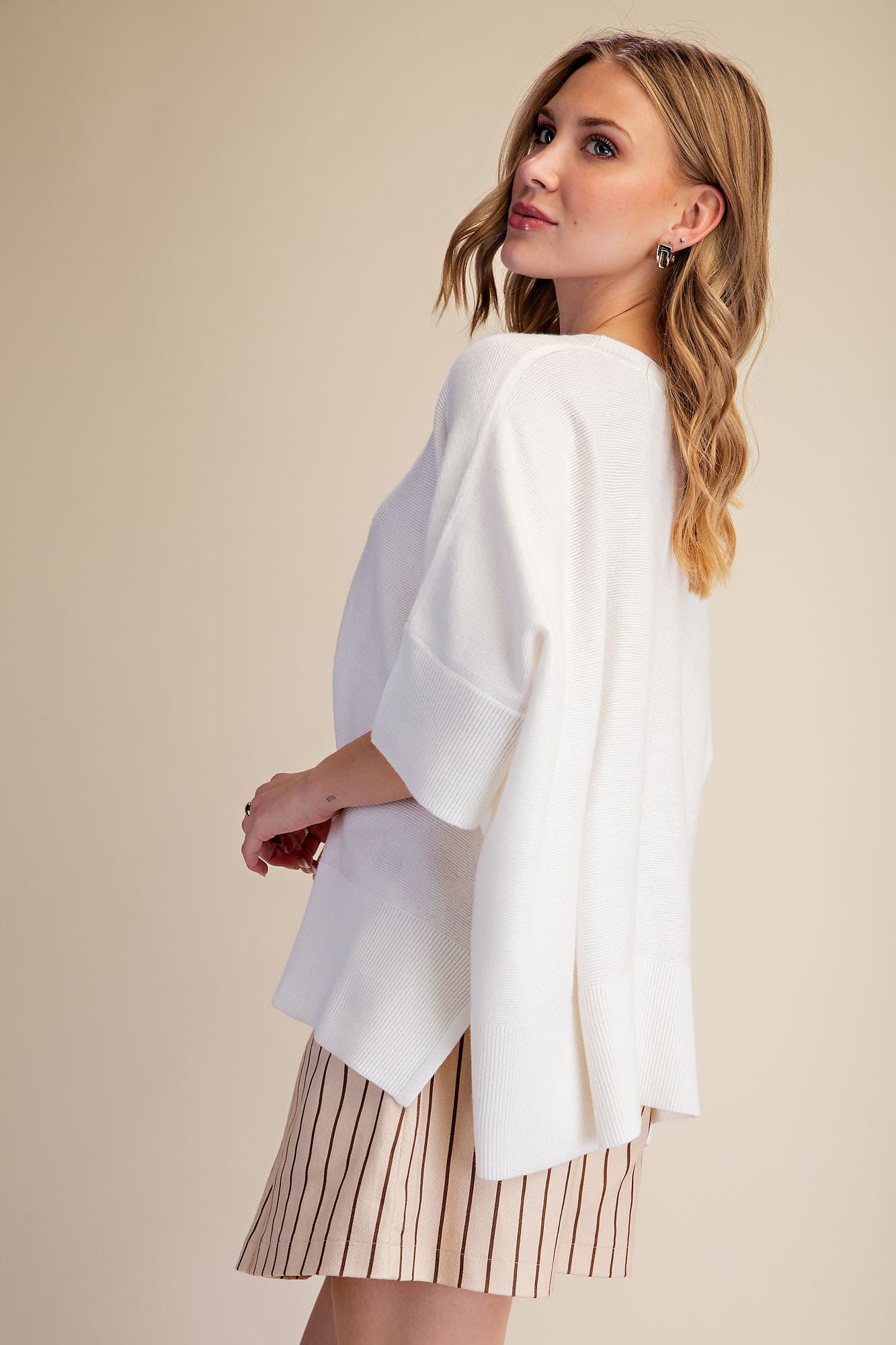 SW8353 - IVORY