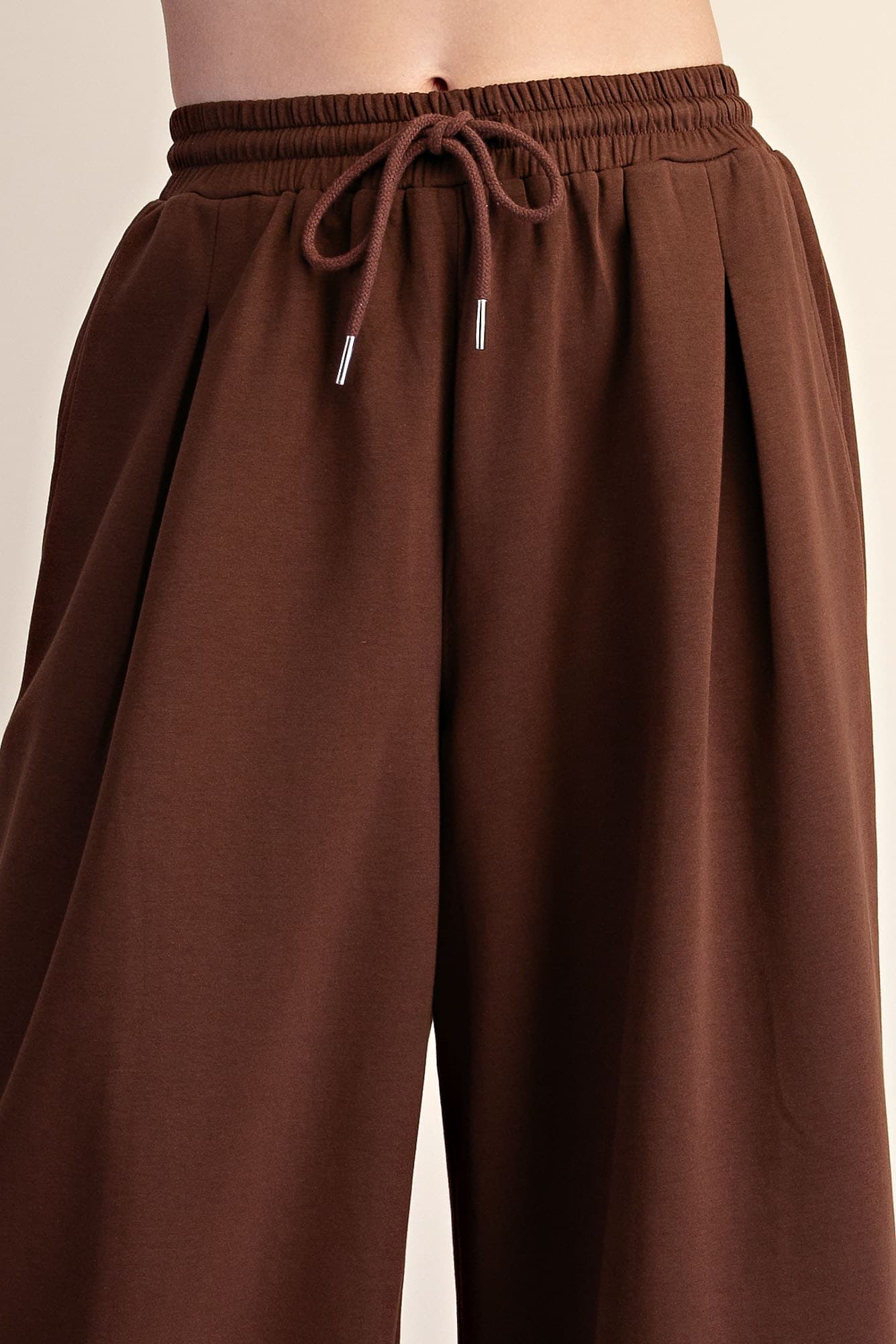 P8415 - BROWN
