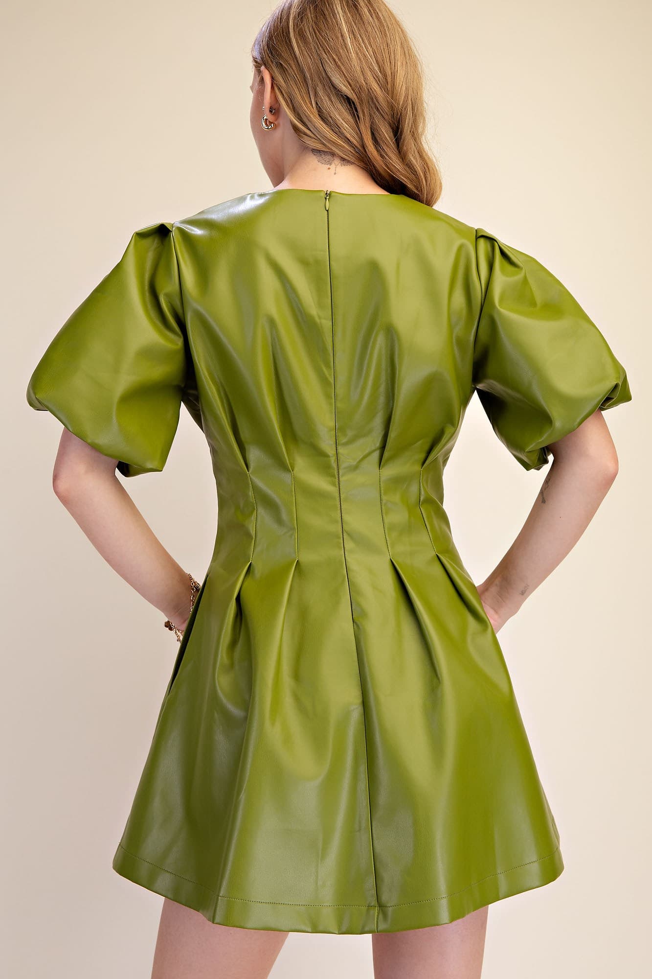 D9207 - OLIVE