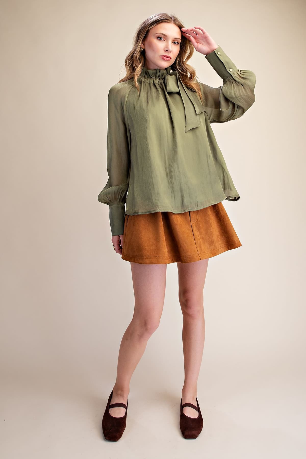T8373 - OLIVE