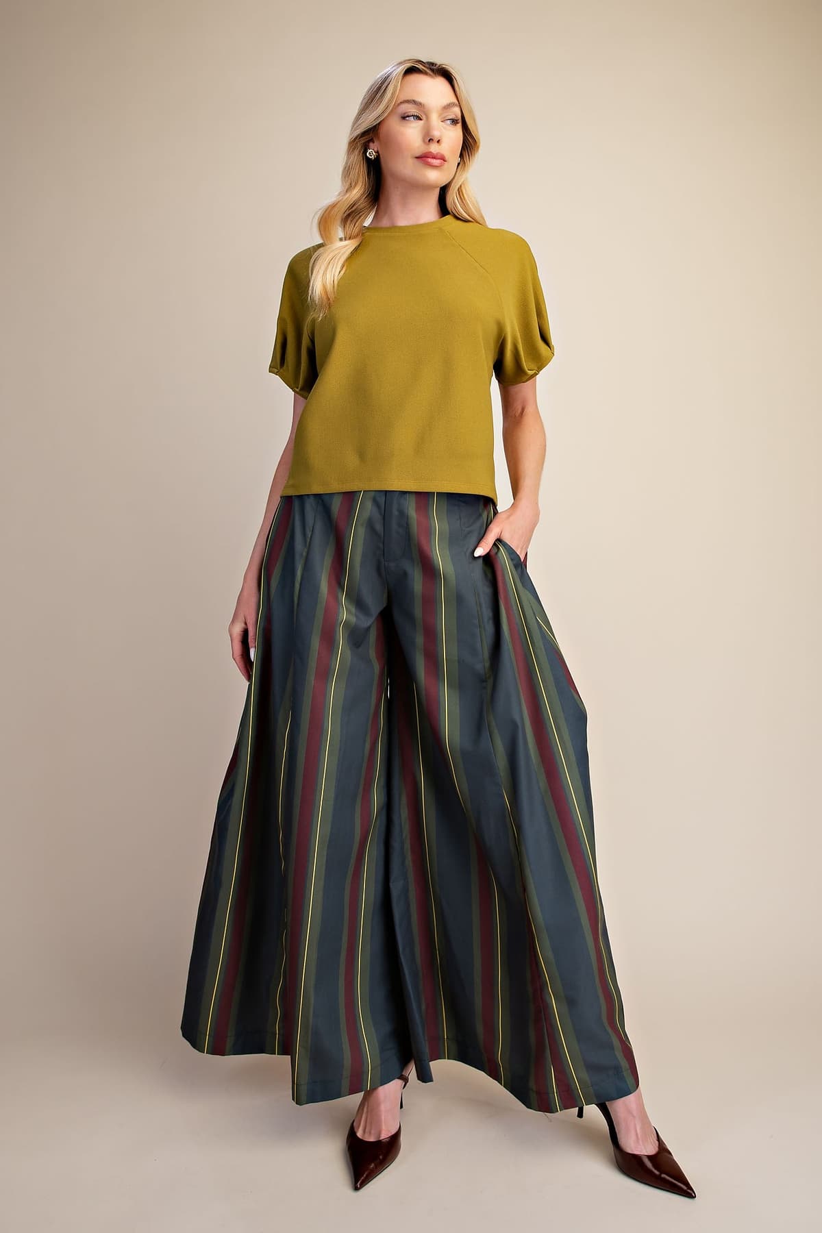T8375 - LIGHT OLIVE