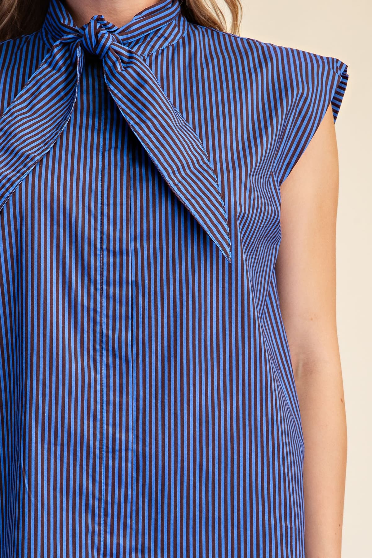 T9240 - BLUE